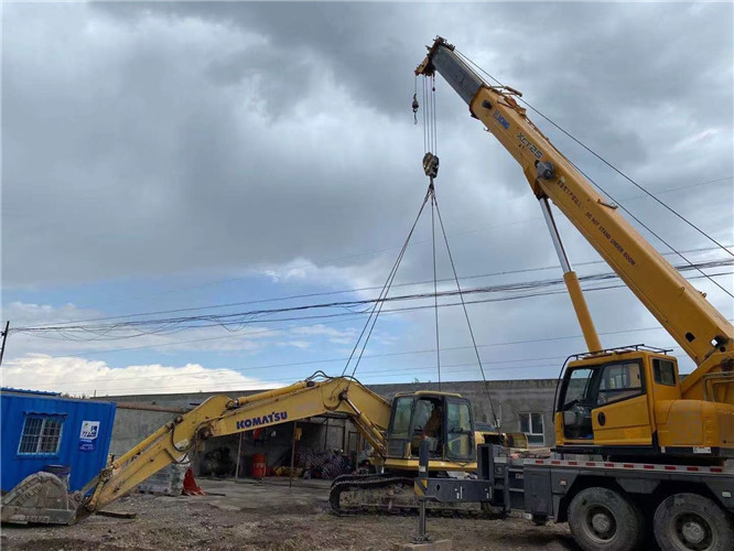 波密县25吨吊车的工作半径是多少？